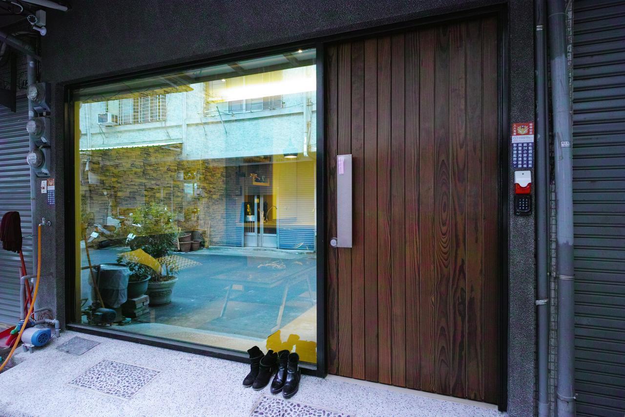W Hostel Tainan Exterior foto